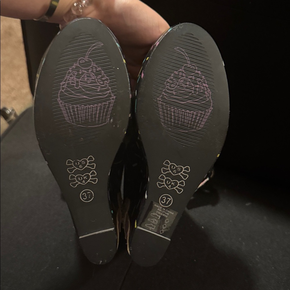 Iron Fist Baker’s Dozen wedge heels - Picture 9 of 9